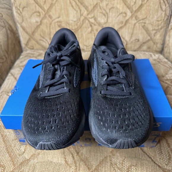Brooks Women's Ghost 16 Neutral Running Shoe - Black/Black/Ebony Size 6B New - Picture 4 of 7